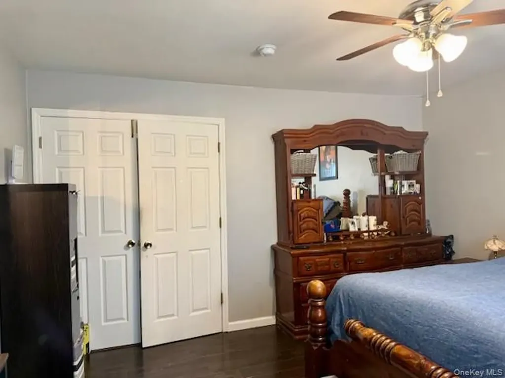130 Cedar Drive Bay Shore NY 11706