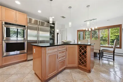 35 Elm Drive East Hills NY 11576