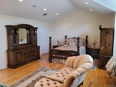 132 Atlantic Avenue Massapequa Park NY 11762