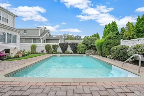 132 Atlantic Avenue Massapequa Park NY 11762