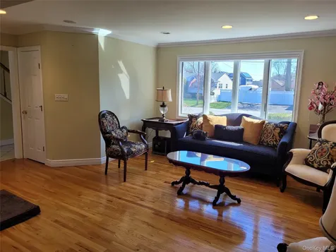 132 Atlantic Avenue Massapequa Park NY 11762