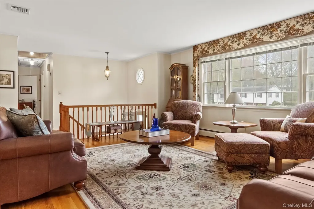 7 Dearborn Road West Nyack NY 10994