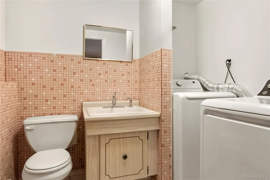 7 Dearborn Road West Nyack NY 10994