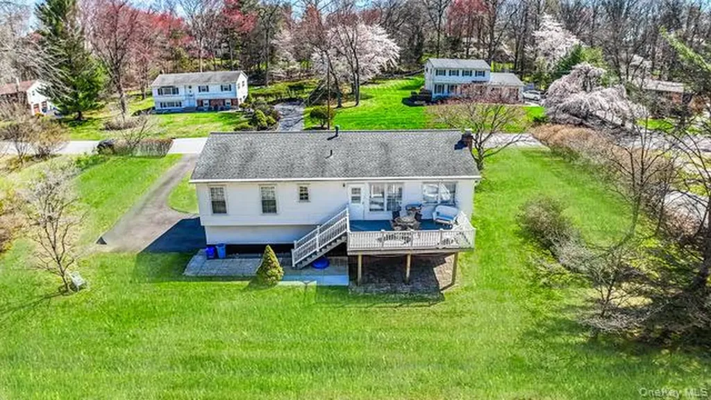 7 Dearborn Road West Nyack NY 10994