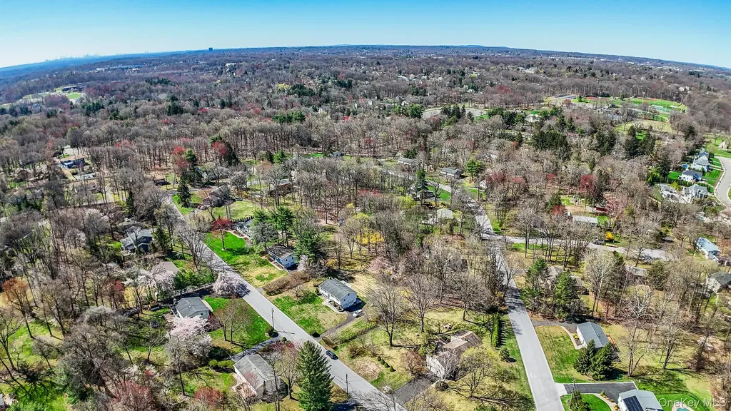 7 Dearborn Road West Nyack NY 10994
