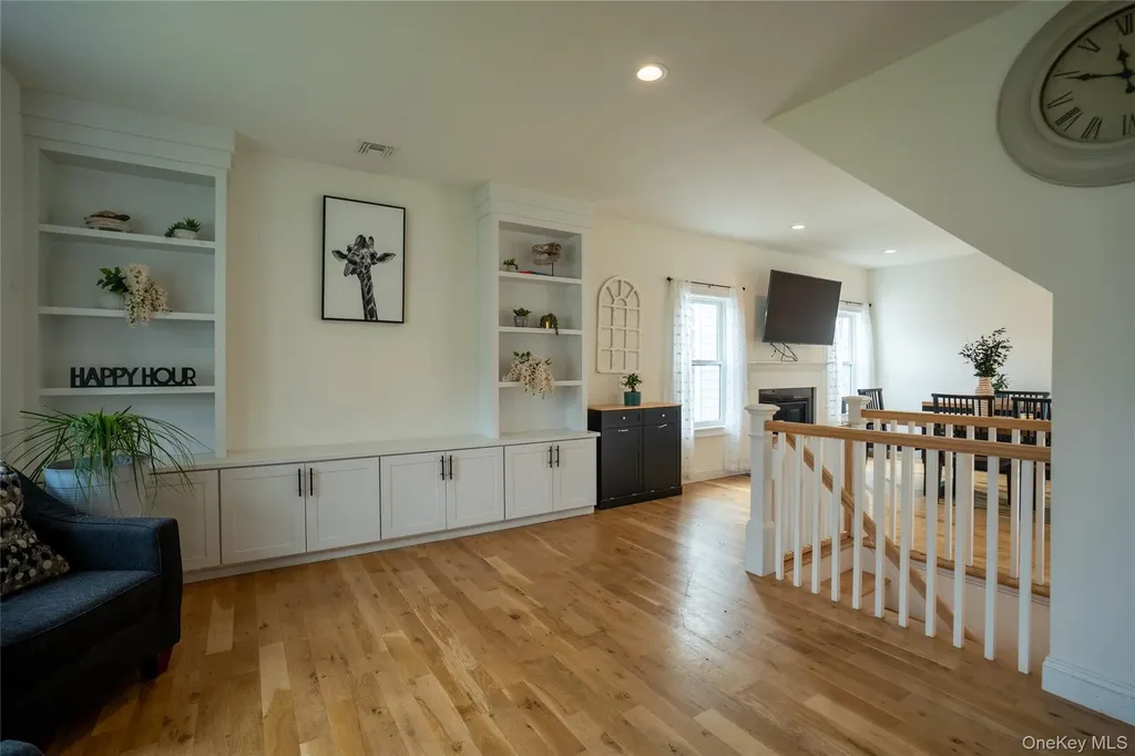 140 Gull Dip Road Ridge NY 11961