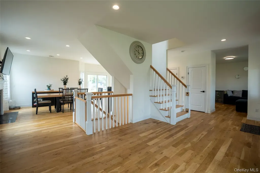 140 Gull Dip Road Ridge NY 11961