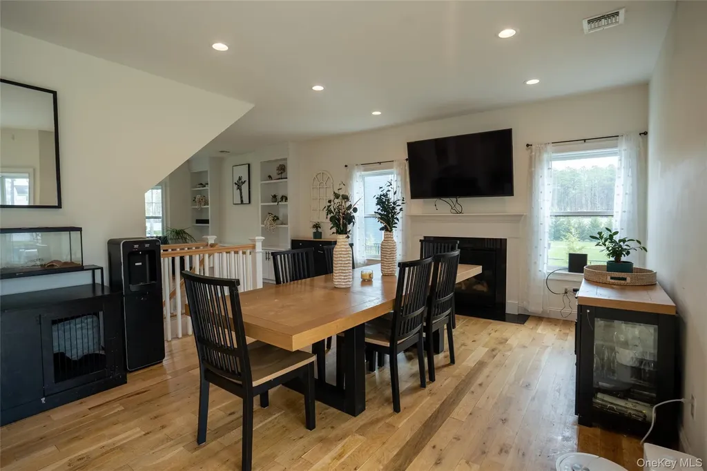 140 Gull Dip Road Ridge NY 11961