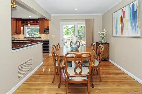 24 Tad Lane Old Bethpage NY 11804