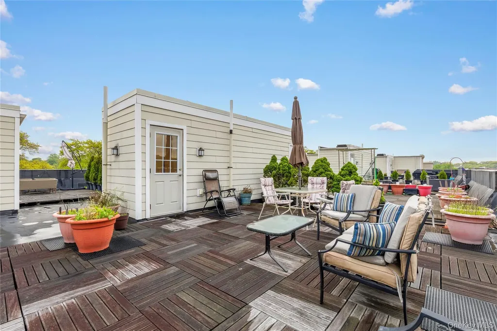 101 Sheldrake Place Mamaroneck NY 10543