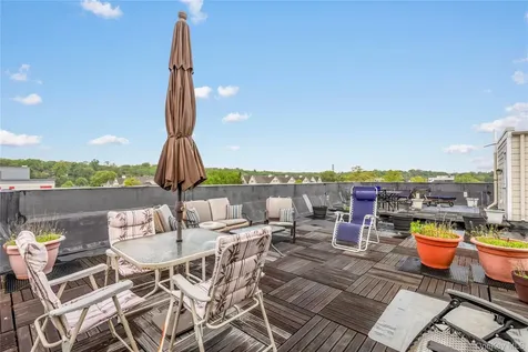 101 Sheldrake Place Mamaroneck NY 10543