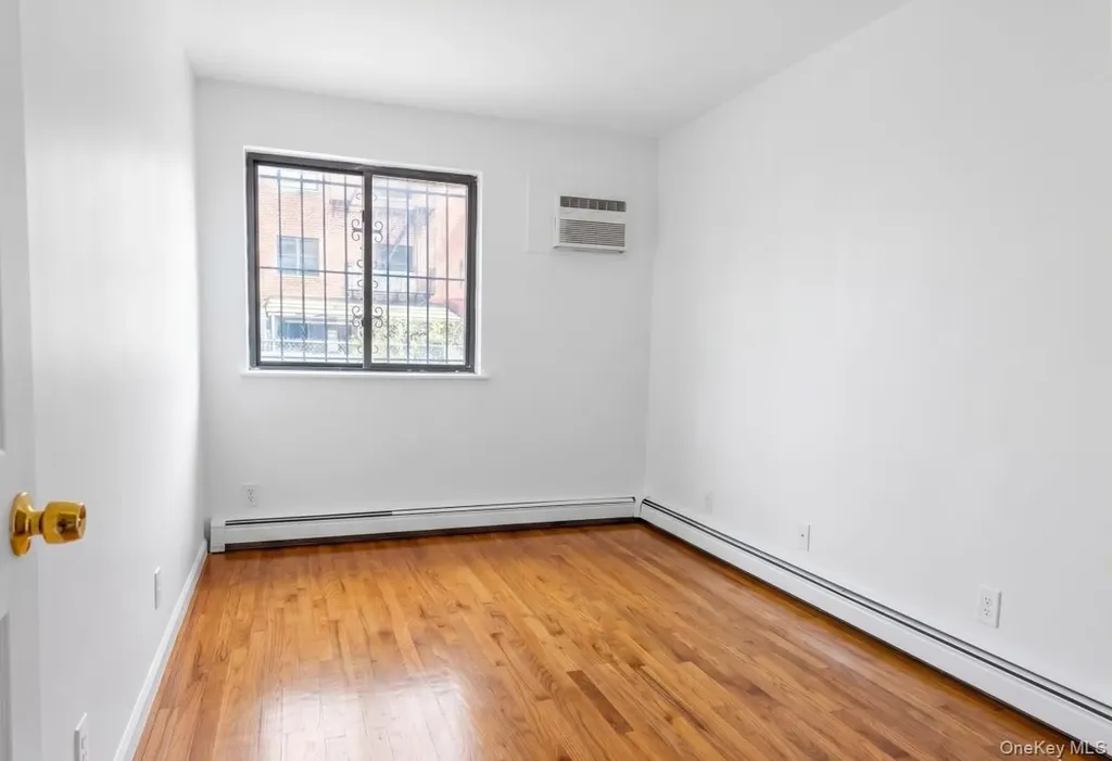 7613 46th Avenue Elmhurst NY 11373