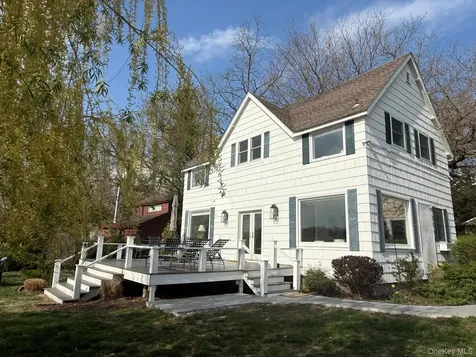 329 Centre Island Road Centre Island NY 11771
