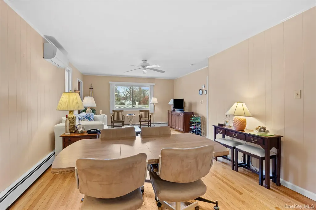82 Cerenzia Boulevard Elmont NY 11003