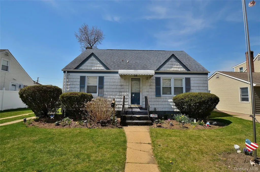 24 Linden Boulevard Hicksville NY 11801