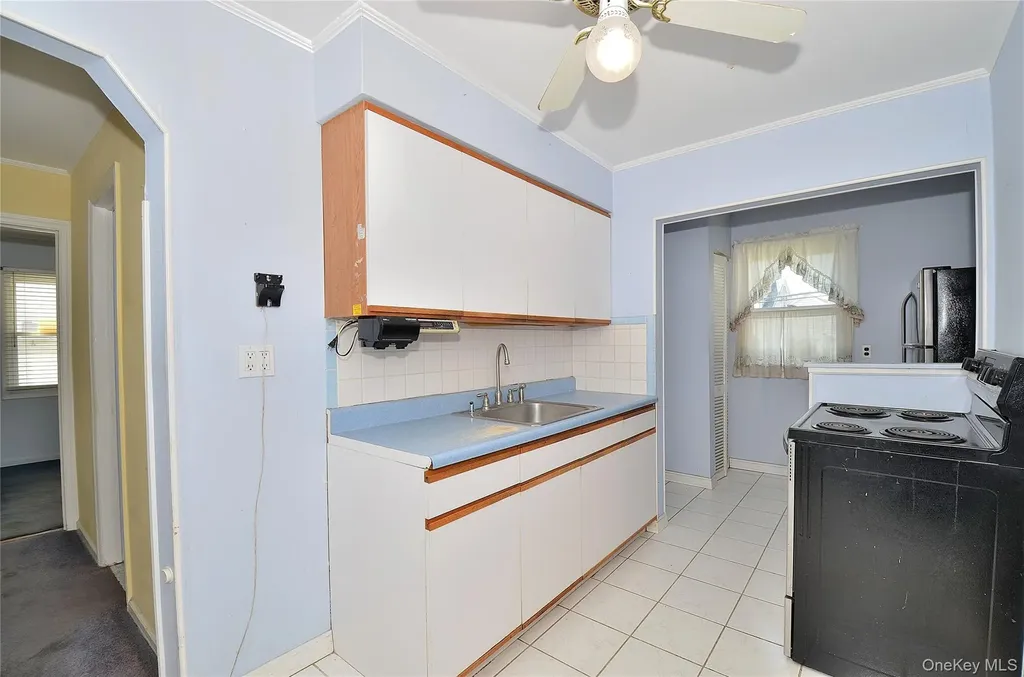 24 Linden Boulevard Hicksville NY 11801
