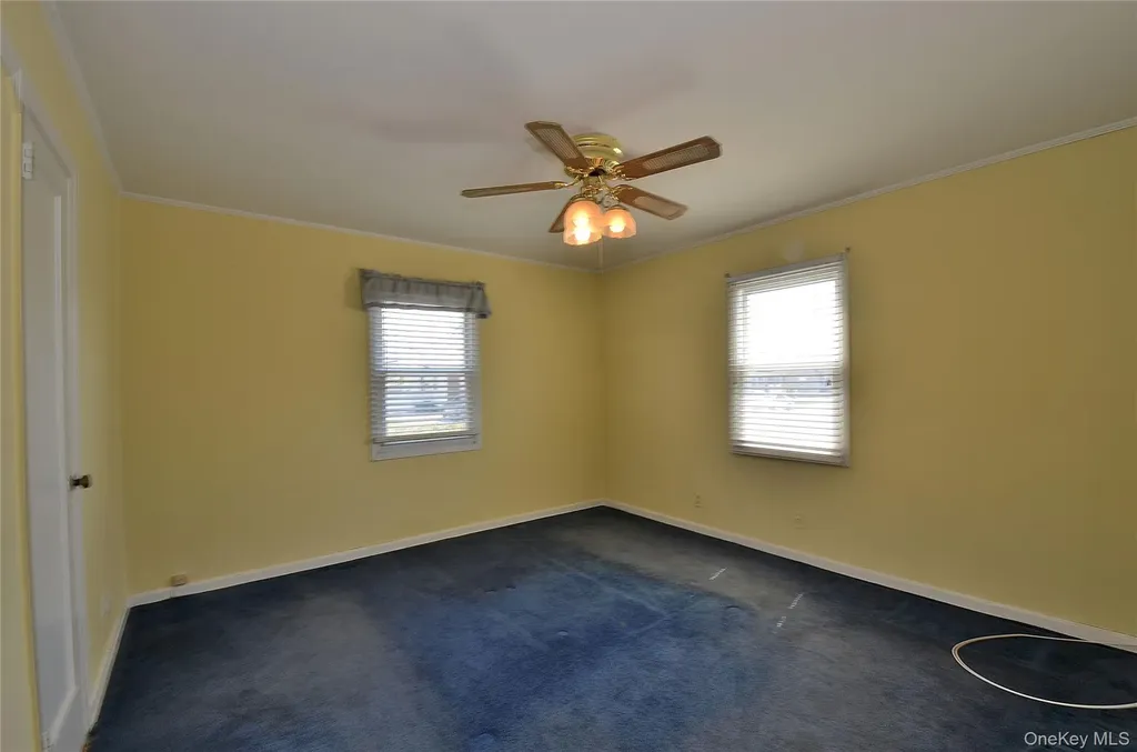 24 Linden Boulevard Hicksville NY 11801