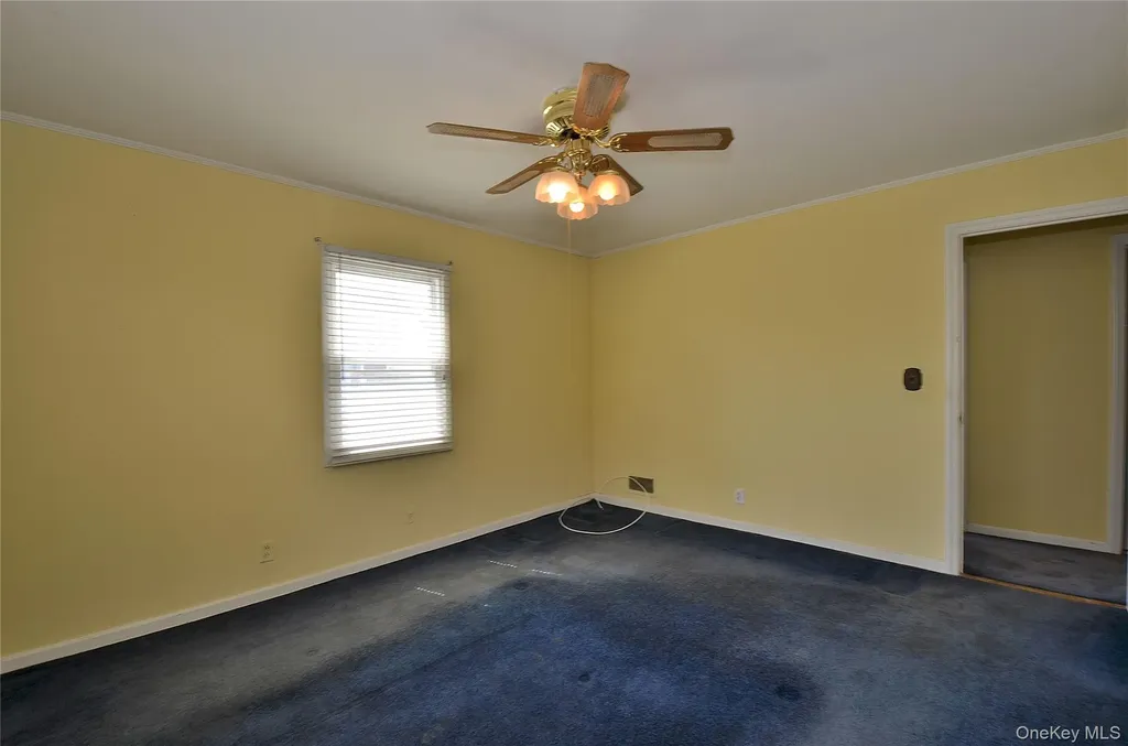 24 Linden Boulevard Hicksville NY 11801