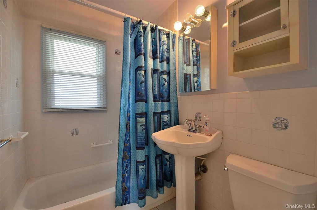 24 Linden Boulevard Hicksville NY 11801