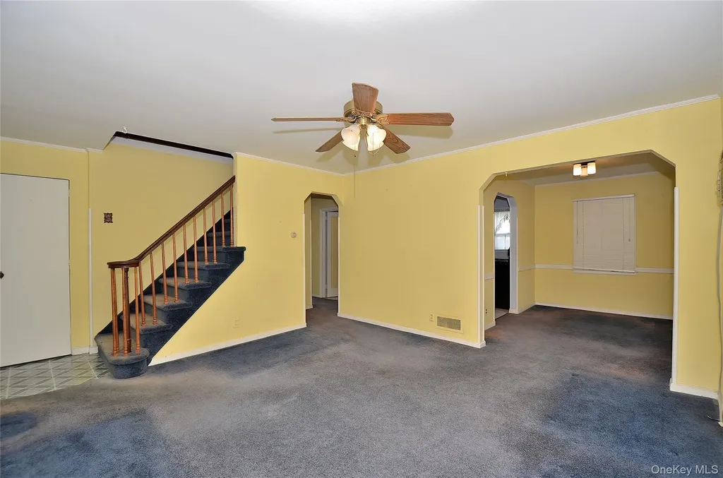 24 Linden Boulevard Hicksville NY 11801