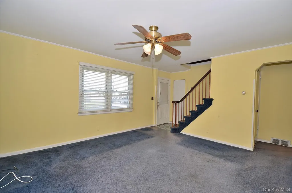 24 Linden Boulevard Hicksville NY 11801