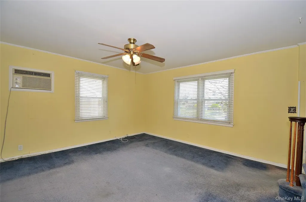 24 Linden Boulevard Hicksville NY 11801
