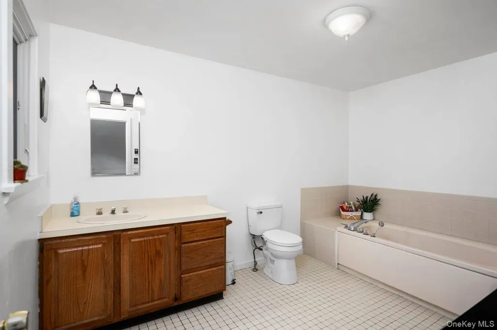 187 Fairway Drive Carmel NY 10512