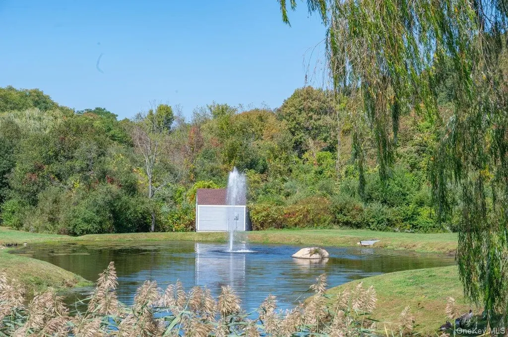 187 Fairway Drive Carmel NY 10512
