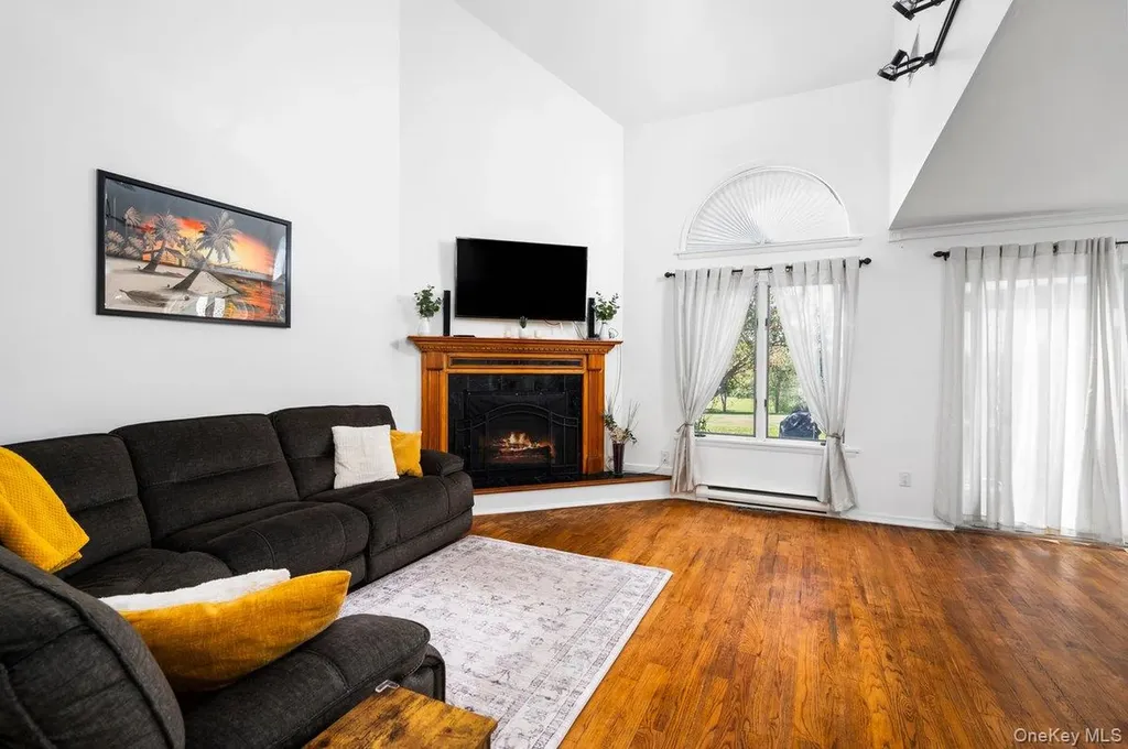 187 Fairway Drive Carmel NY 10512