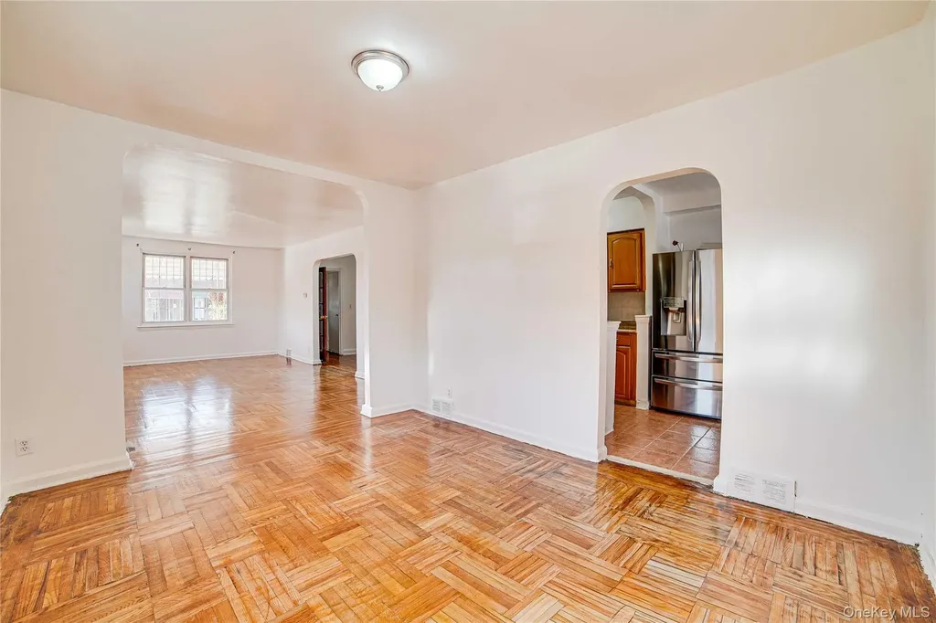 993 Duncan Street Bronx NY 10469