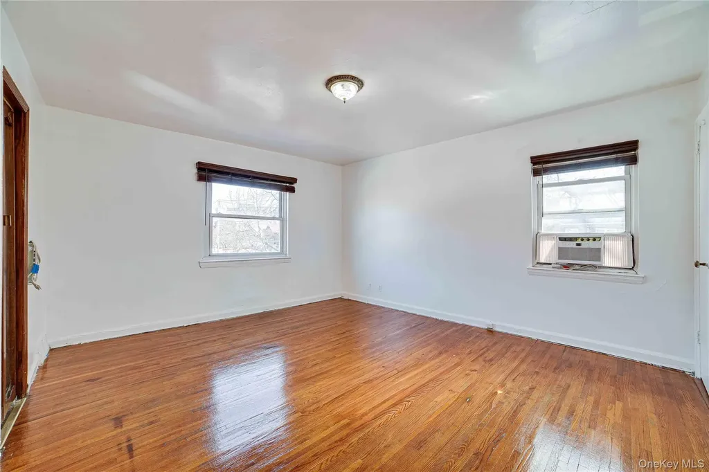 993 Duncan Street Bronx NY 10469