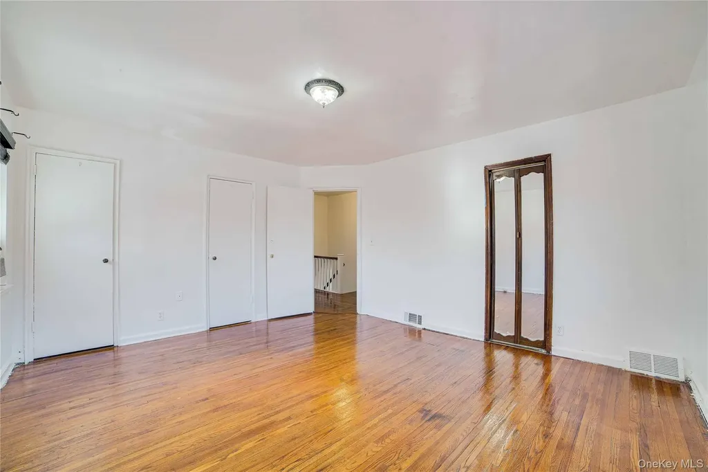 993 Duncan Street Bronx NY 10469