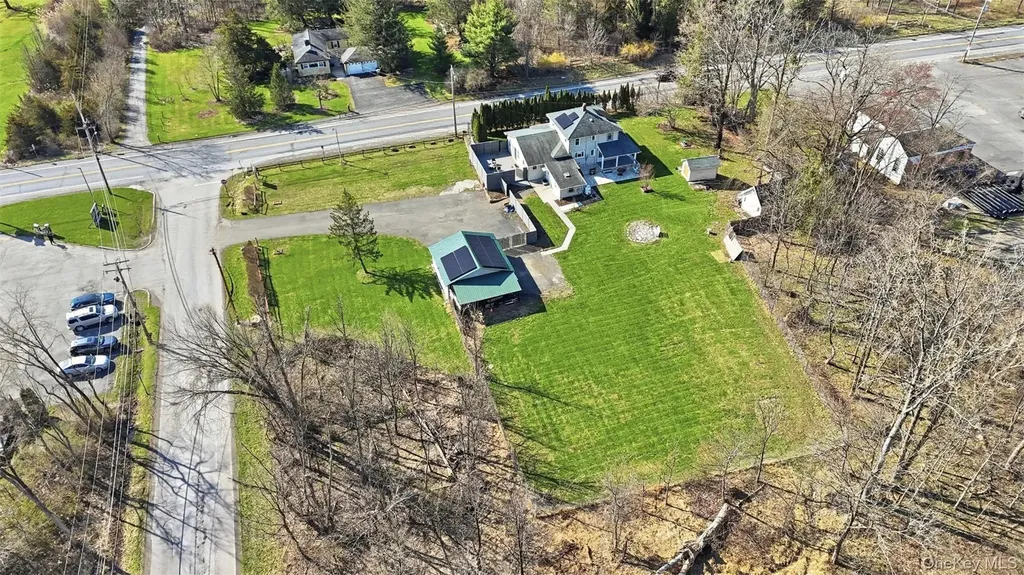 2 Whitfield Road Accord NY 12404