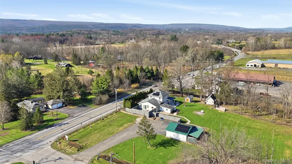 2 Whitfield Road Accord NY 12404