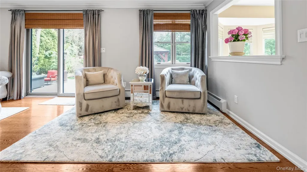 16 Long Acre Lane Dix Hills NY 11746