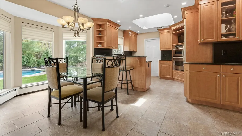 16 Long Acre Lane Dix Hills NY 11746