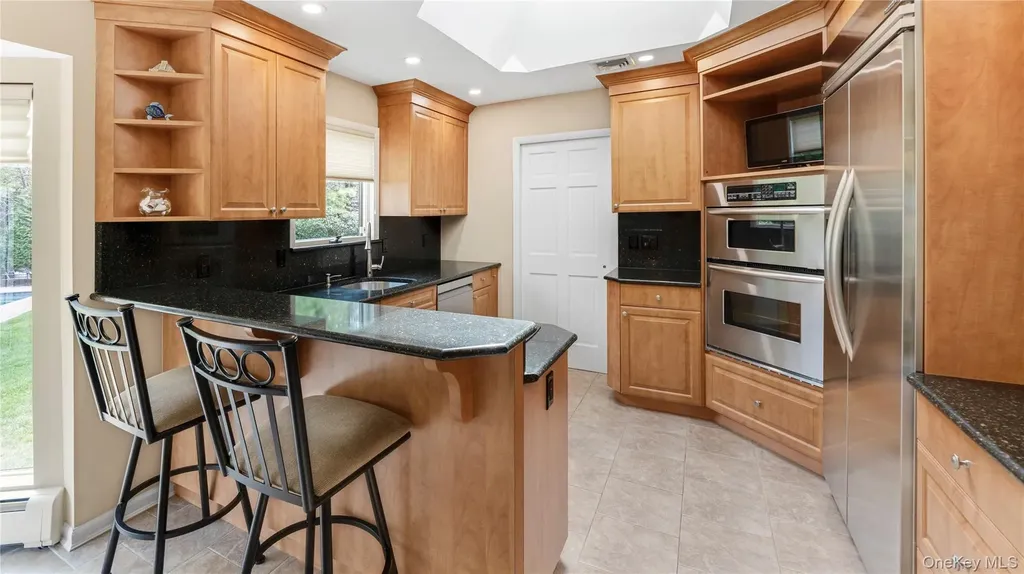 16 Long Acre Lane Dix Hills NY 11746