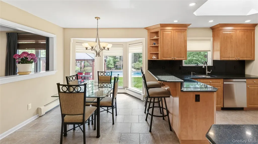 16 Long Acre Lane Dix Hills NY 11746