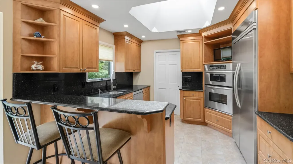 16 Long Acre Lane Dix Hills NY 11746
