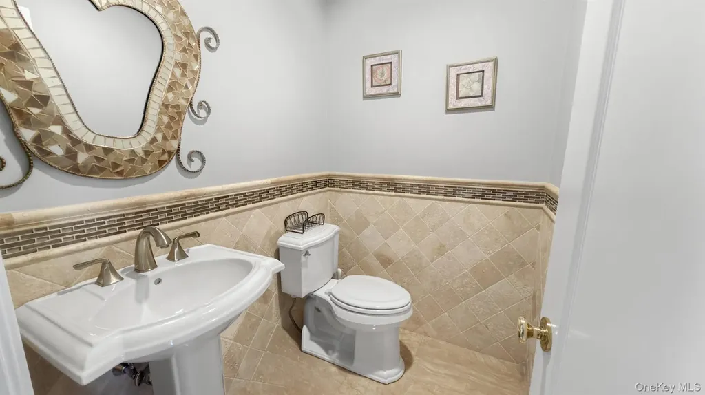 16 Long Acre Lane Dix Hills NY 11746
