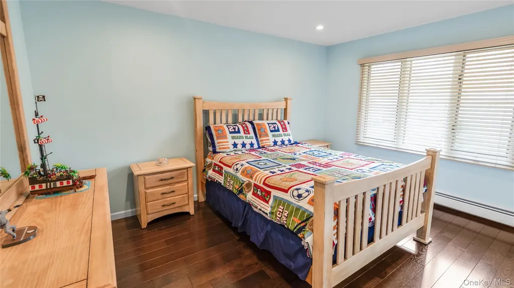 16 Long Acre Lane Dix Hills NY 11746