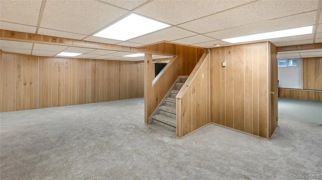 16 Long Acre Lane Dix Hills NY 11746