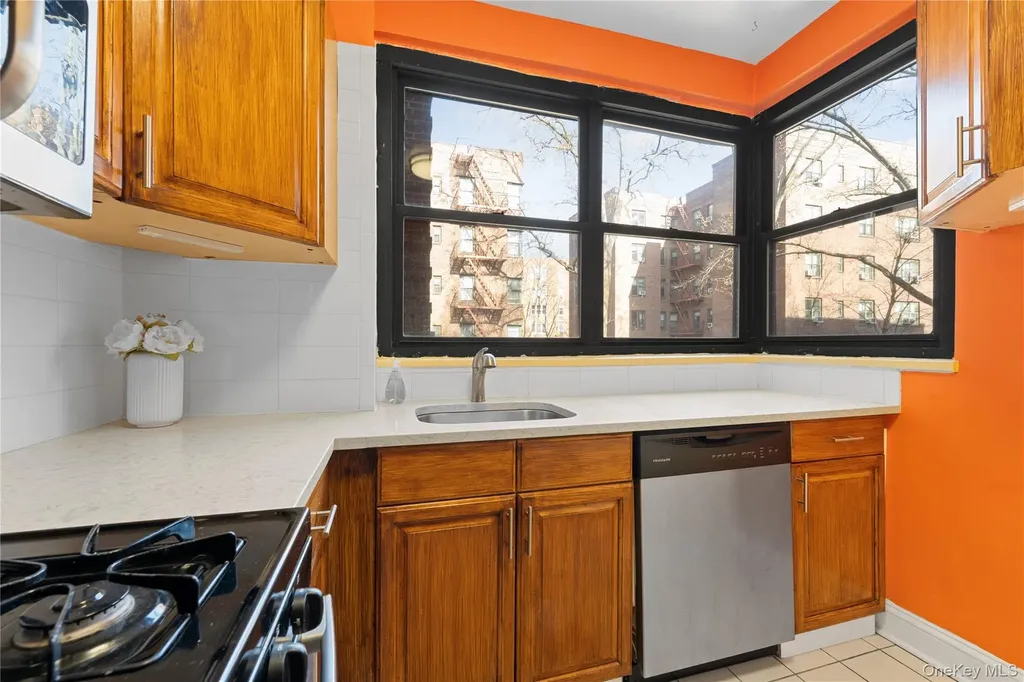 78-10 34th Avenue Jackson Heights NY 11372