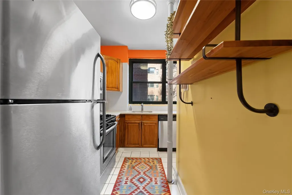 78-10 34th Avenue Jackson Heights NY 11372
