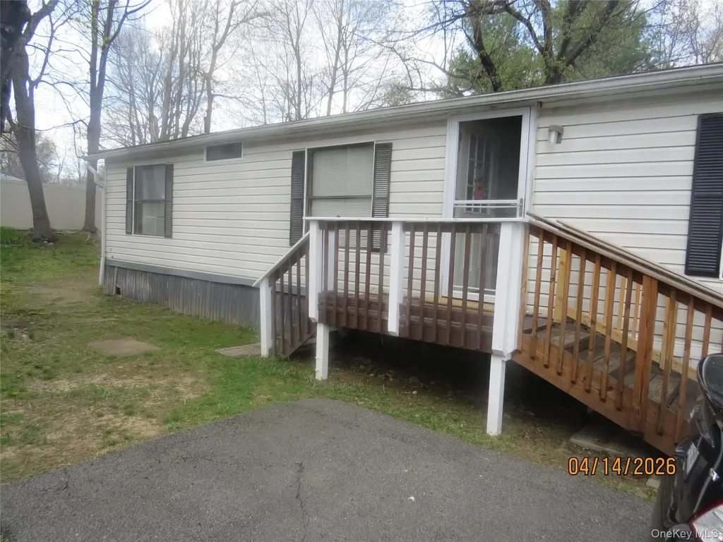 723 Beekman Road Hopewell Junction NY 12533