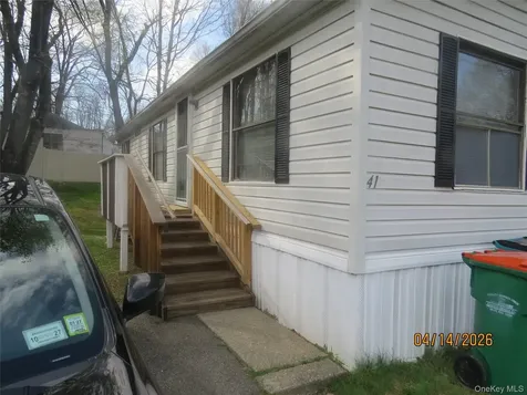 723 Beekman Road Hopewell Junction NY 12533