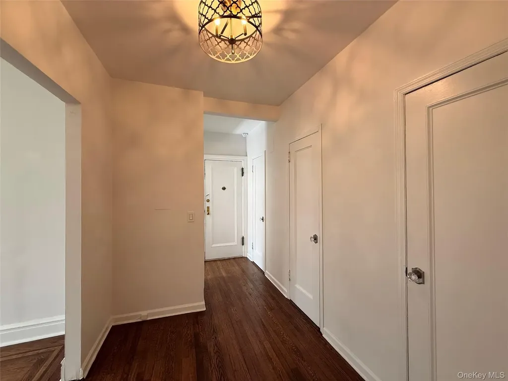 143 Garth Road Scarsdale NY 10583