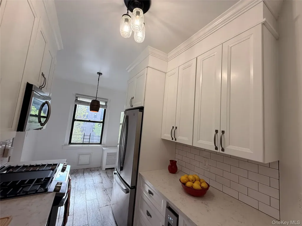 143 Garth Road Scarsdale NY 10583