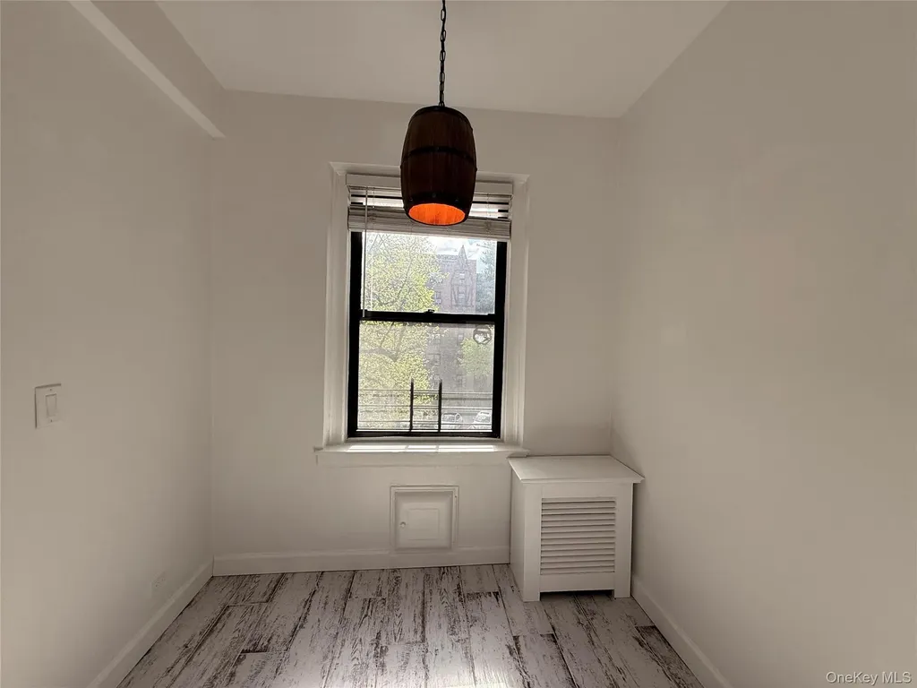 143 Garth Road Scarsdale NY 10583
