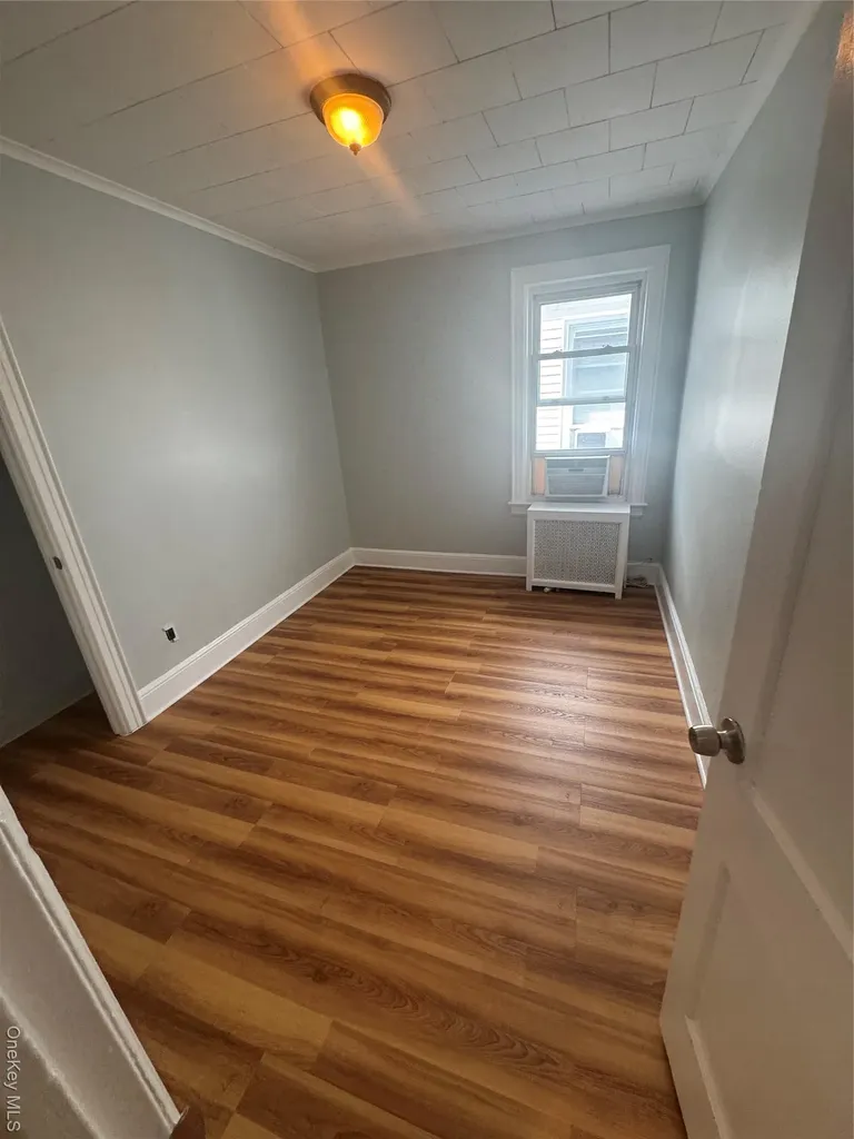 7834 79th Street Glendale NY 11385